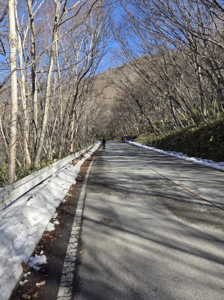 黒檜山登山口までの車道